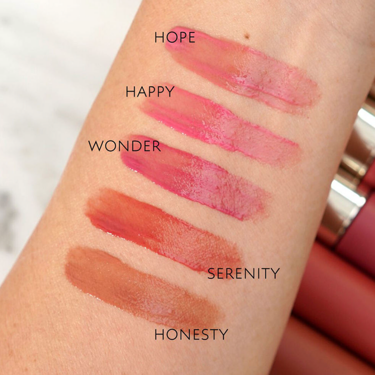 Moisturizing Lip Plumper Lipstick