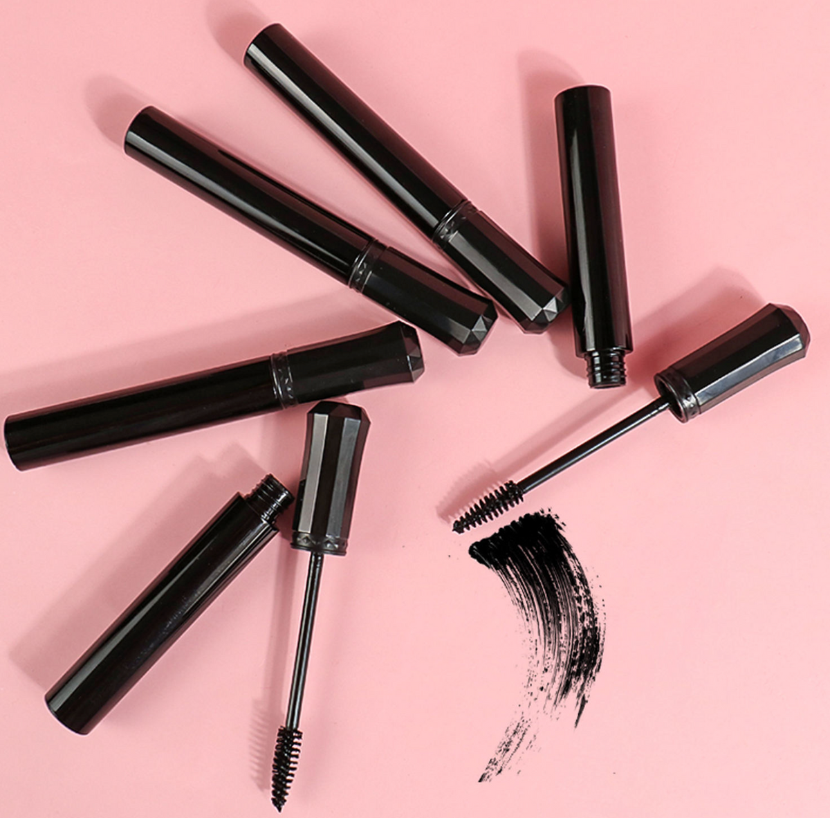 Long-Lasting Waterproof Black Mascara